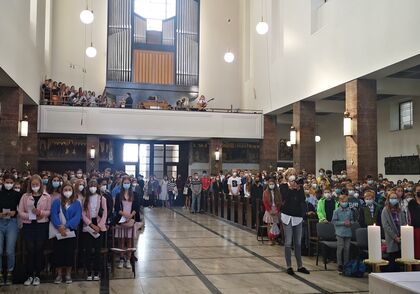 Synoda - nejde o shromažďování názorů, ale o živé setkání lidí